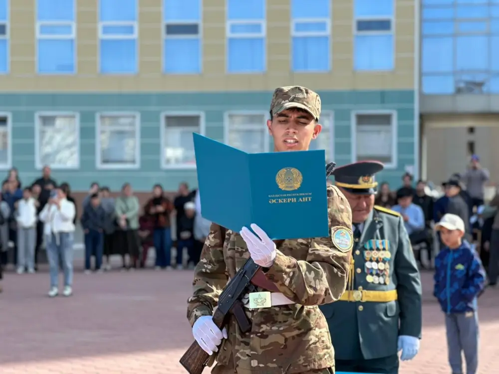 В Астане студенты военной кафедры приняли присягу (9)