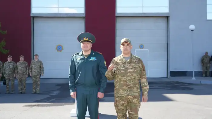 В Астане усилили пожарные подразделения новой техникой (7)