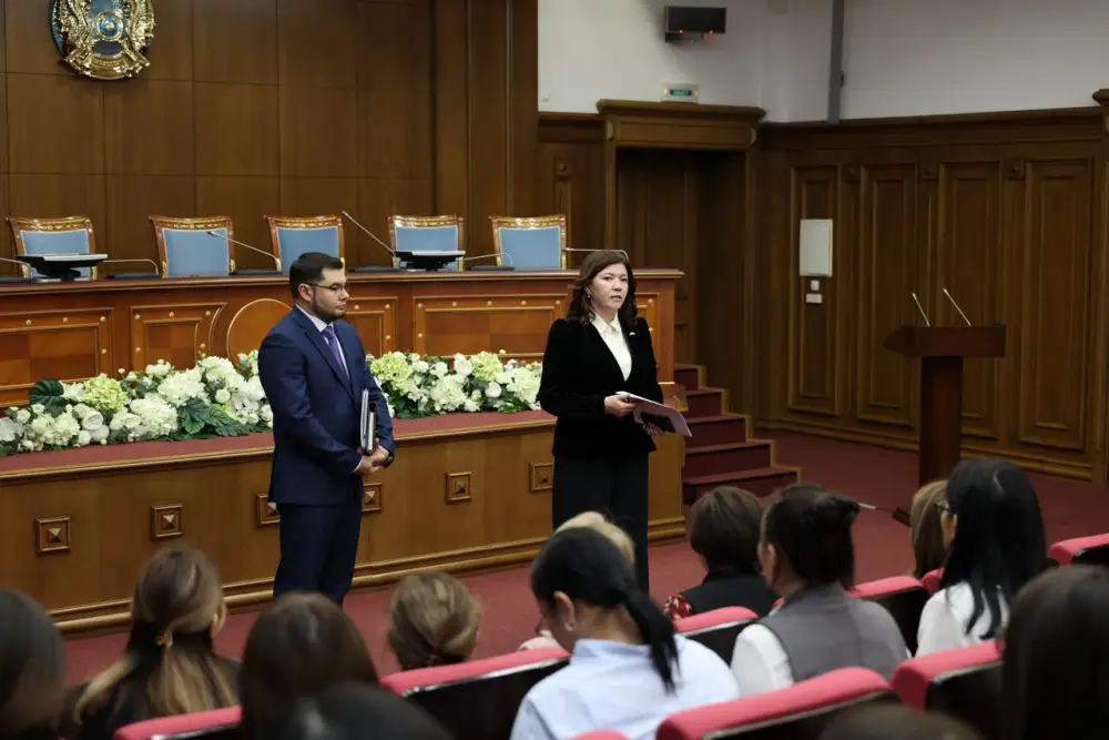Сергей Компаниец назначен вице-министром просвещения РК (4)