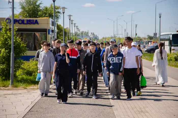 В Астане школьники-участники олимпиады по географии посадили деревья и заложили основу парка «GeoStar» (3)