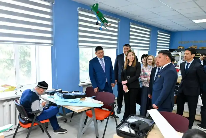 В Аягозском районе открылась «Станция юных техников» (5)