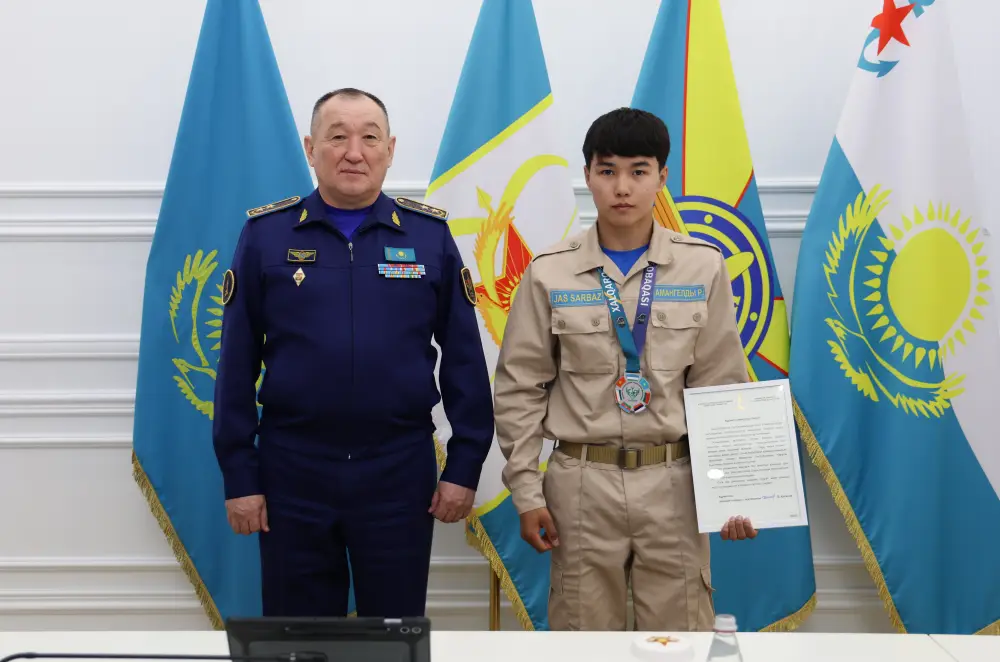 Министр обороны наградил призеров военно-патриотического соревнования в Узбекистане (9)
