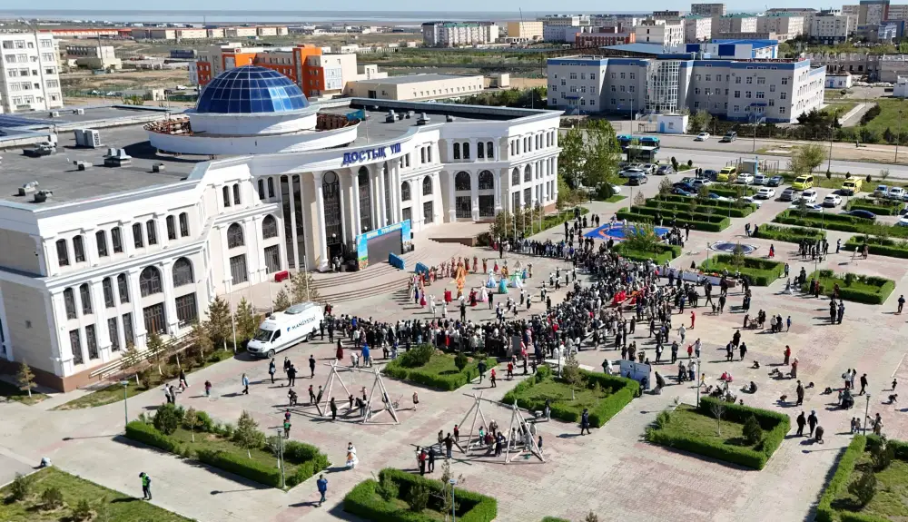 В Мангистау широко отметили День единства народа Казахстана (10)