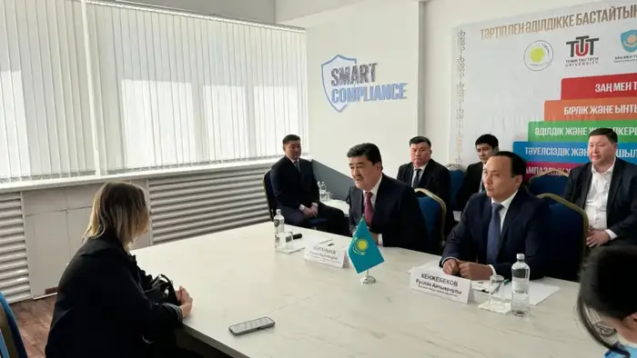 Министр экологии Ерлан Нысанбаев встретился с населением Карагандинской области (9)