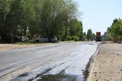 В Актобе продолжается масштабный средний ремонт городских дорог (2)