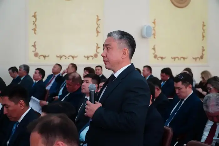 Социально-экономическое развитие региона обсудили в акимате Акмолинской области (3)