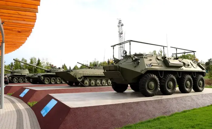 Министр обороны открыл филиал Военно-исторического музея в селе Родина (7)