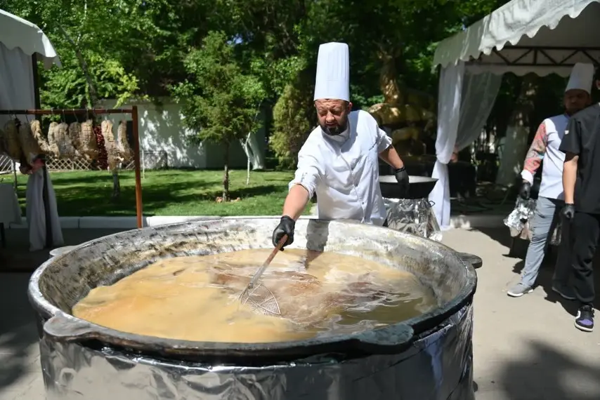 В ШЫМКЕНТ СОСТОЯЛСЯ ФЕСТИВАЛЬ «БІРЛІК ДАСТАРҚАНЫ» (9)