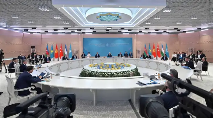 Президент выразил признательность главам государств за участие в неформальном саммите ОТГ (2)