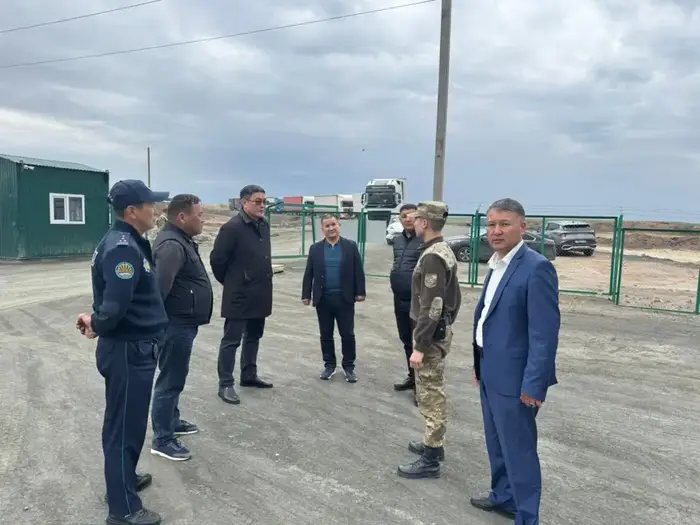 Заместитель председателя посетил фитосанитарные контрольные посты в Актюбинской области (3)