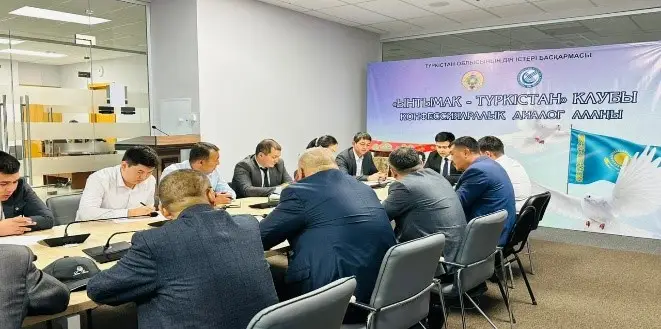 Аудандық, қалалық ТҚК хатшыларына семинар өткізілді (2)