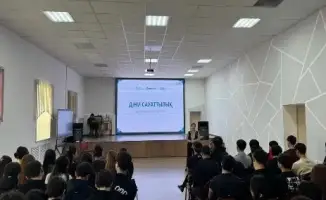 «Жарқын болашақ»: Оружие против психологических манипуляций в руках молодежи
