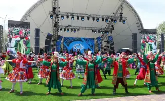 Праздник единства народа Казахстана в Карагандинской области: символ дружбы и культурного многообразия