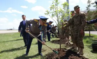 День Победы военная часть Астаны День открытых дверей спортивные состязания ветераны