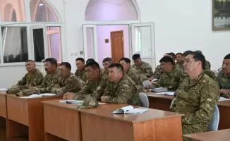 Обсуждение подготовки армии к зимним условиям в Абайском гарнизоне: акцент на обучении и организации труда