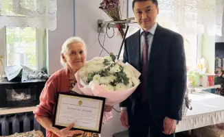 Ерсайын Нагаспаев поздравил ветерана Рзагула Байкешева в преддверии Дня Победы