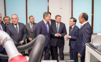 Открытие Международного центра Лу Бань на 30-летии ЕНУ: новый шаг к развитию IT-образования и искусственного интеллекта в Казахстане