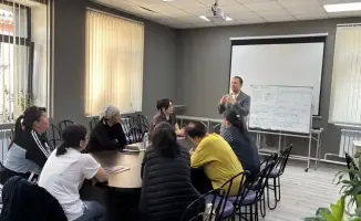 Обучение матерей в Алматы: предотвращение влияния экстремизма через осознание угроз в соцсетях
