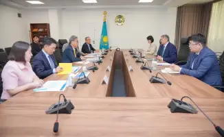 Саясат Нурбек и профессор KAIST Пак Чжин обсудили реформы в высшем образовании Казахстана