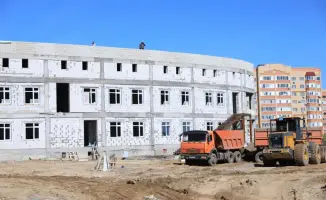 В Актобе активно продолжается строительство детского сада для детей с особыми потребностями, завершение намечено на октябрь 2026 года.