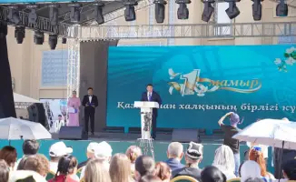 Празднование Дня единства народа Казахстана в Туркестане 1 мая