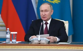 Путин: Россия с уважением относится к сильному Казахстану