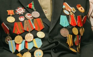 Ветераны Великой Отечественной войны в Астане и Алматы получили значительные выплаты к 9 Мая, что подчеркивает внимание общества к их заслугам и необходимость поддержки пожилых людей.