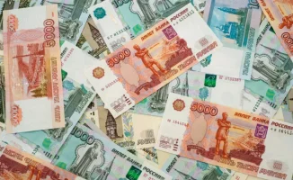 В Казахстане спрос на рубли вырос в 7 раз: аналитики объясняют причины резкого увеличения чистых продаж российской валюты