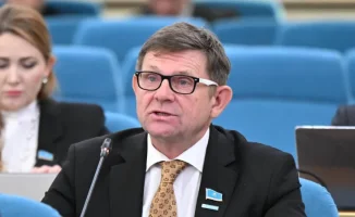 В Казахстане назрела необходимость пересмотра подхода к профессиональным праздникам: эксперты предлагают отказаться от практики выделения отдельных памятных дат.